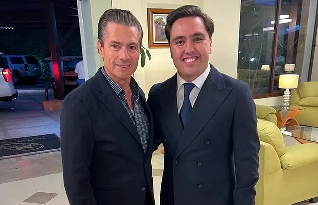 Captan a Enrique Peña Nieto en Ixtapan de la Sal con zapatos de 20 mil pesos