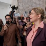 «Se le acabó el veinte»: Arremete Maru Campos tras desistimiento legal de Javier Corral