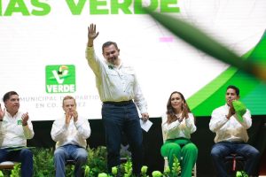 En campaña, abanderado por el Partido Verde