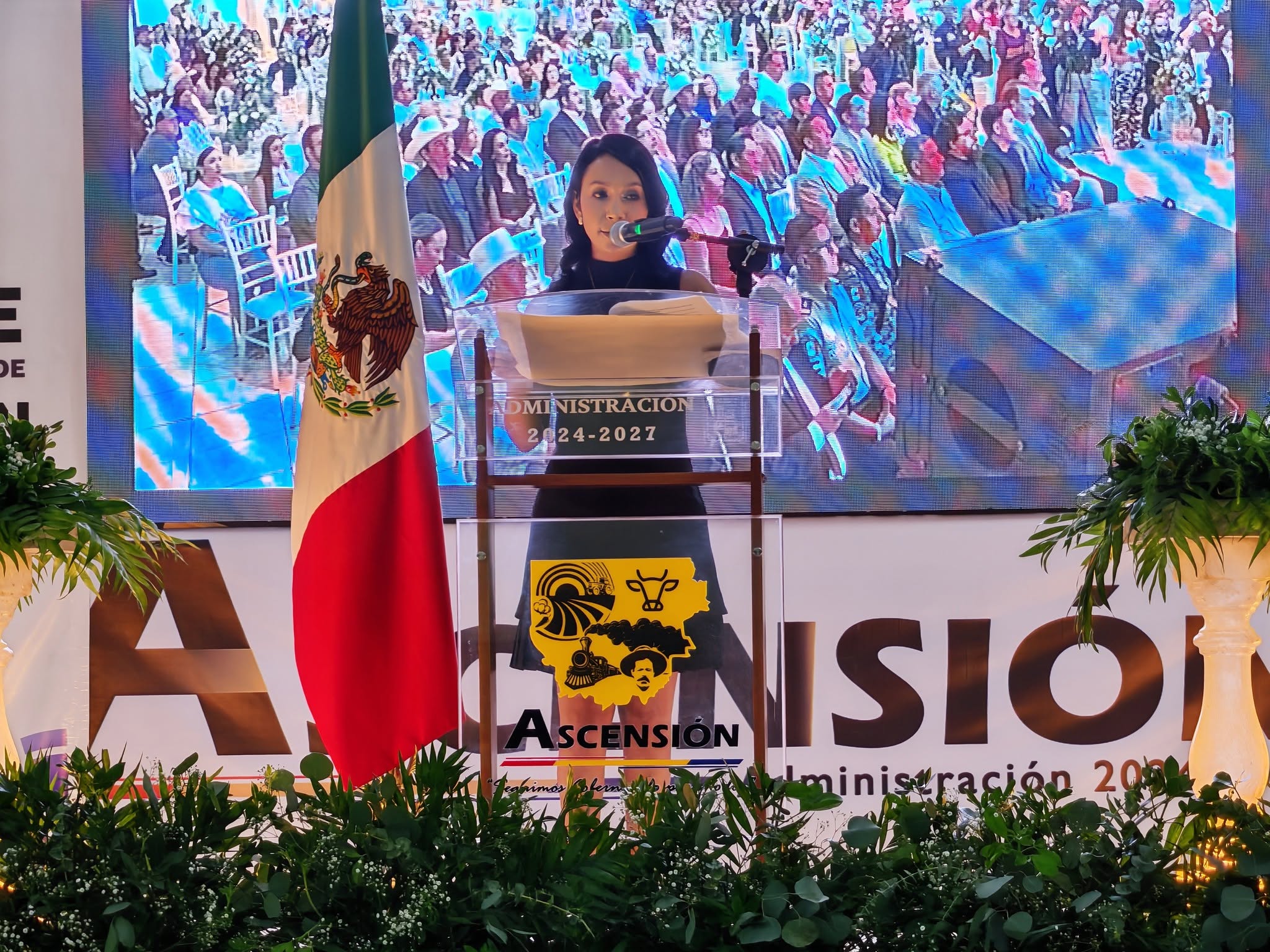 Apoyos y obra llegan Ascensión en Segundo Informe